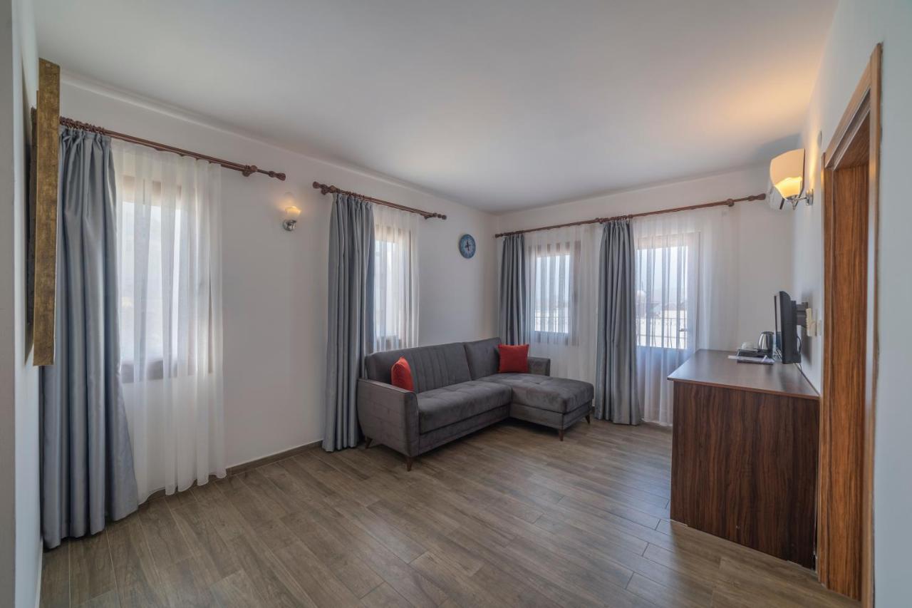 Queen Boutique Hotel Bitez Ngoại thất bức ảnh